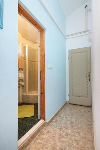 Apartments By The Sea Hvar - 10430