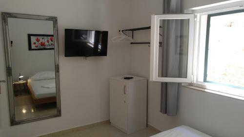 Hostal Privat Room With Privat Bathroom David