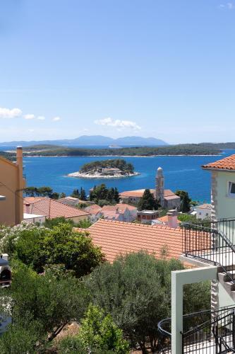 Hostal Apartments Jakic 1
