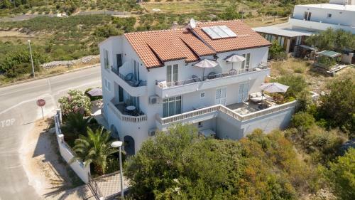 Hostal Hvar Top View Apartments