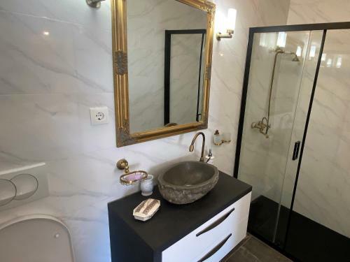 Waterfront Apartment Prosper - Hvar