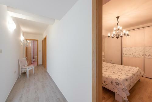 5 Bedrooms Holiday House With Sea View