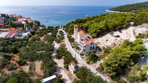 5 Bedrooms Holiday House With Sea View