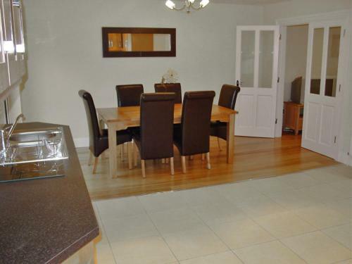 Holiday Home Ardmullen-1