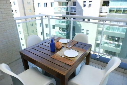 Apartamento Beira Mar Wifi R�pido Com Ar E Cozinha Perfeito Home Office