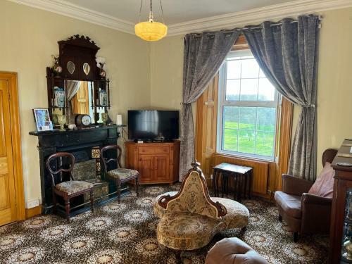 Nore View House