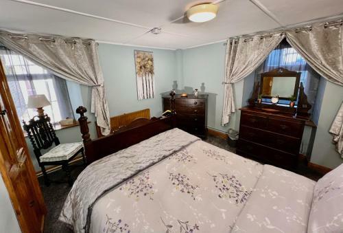 Nore View House