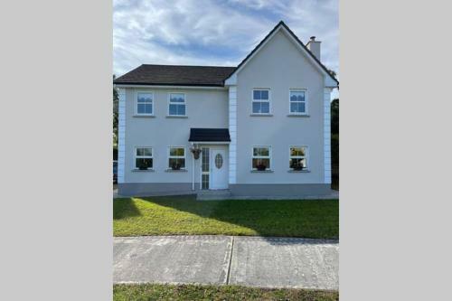 Beautiful Four Bedroom Detached House