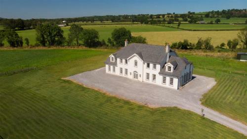 Hostal Clone Manor Farm Guesthouse