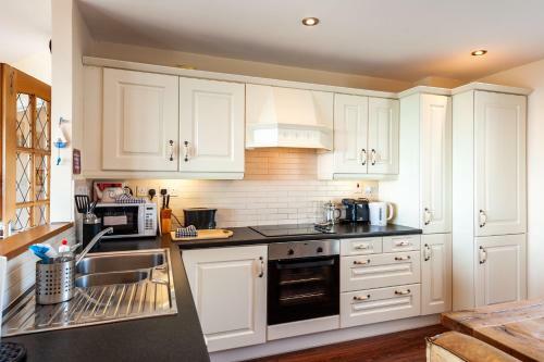 Ardkilly Ridge, Kinsale Town,sleeps 8