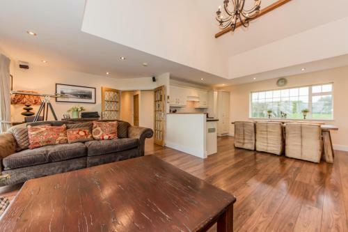 Ardkilly Ridge, Kinsale Town,sleeps 8