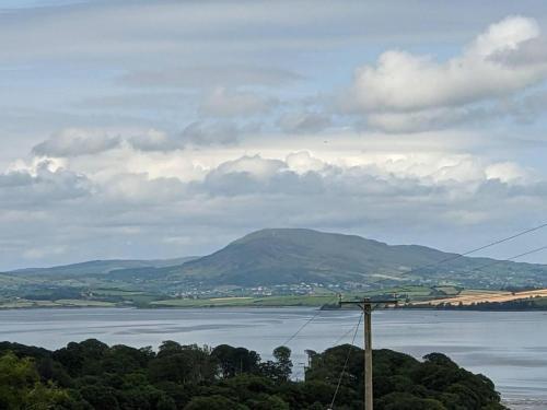 Hostal Downstairs Double Room With Swilly View Shared Large Bathroom