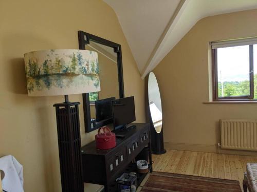 Hostal Downstairs Double Room With Swilly View Shared Large Bathroom