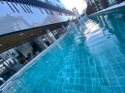 Apartamento Studio Luxuoso Para 4 H�spedes, Comportando Ate 6.