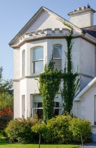 Galway Manor Banba House Sleeps 2-26
