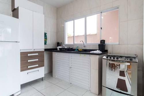 Casa Com Piscina E Churrasq Na Praia Massaguacu, Sp