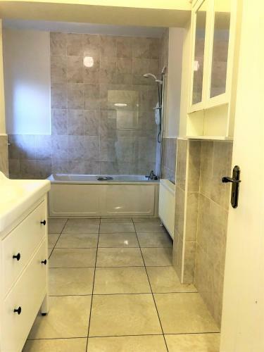 Apartamento Doughbeg Beach Cottage
