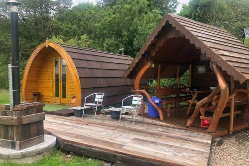 River View Log Cabin Pod - 5 Star Glamping Experience