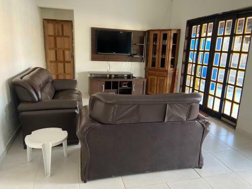 Blue House - Casa Com Ampla �rea De Lazer E Piscina