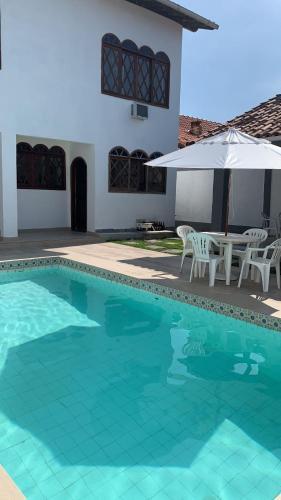 Casa Na Praia C/ Churrasqueira E Piscina.