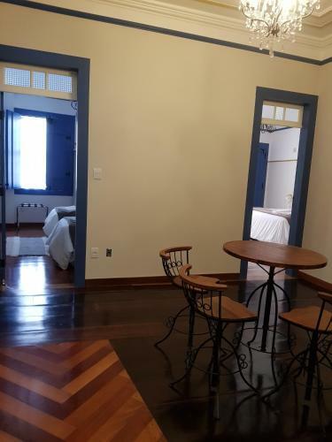 Apartamento Suite Fam�lia Inconfidentes