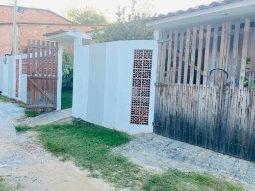 Vila Almirante - Casa Azul Marinho
