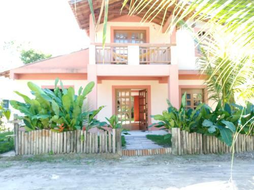 Casa-alta-da-aldeia-em-arraial-da-ajuda