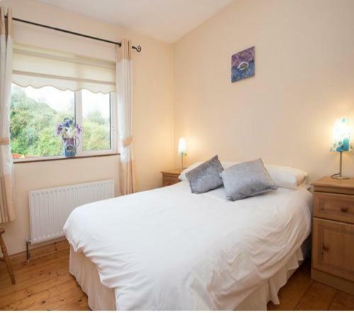 Superior 4 Bed House In Moville Donegal .