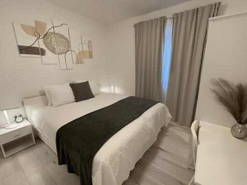 Stylish City View Apartment * Bellela *