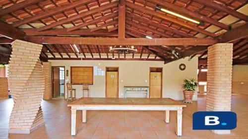 Ch�cara Arizona, 5m Do Thermas