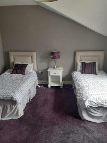 Bedroom No 3 Garden View
