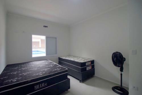 Peruibe Casa C Churrasq E Piscina A 200m Da Praia