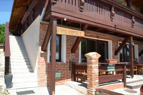 Pitypang Apartman Fels?t�rk�ny