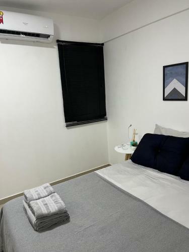 Apartamento Lindo 2 Quartos 80 Metros Da Praia - Joan Mir�