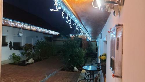 Gy�ngy Apartmanh�zak