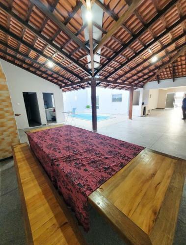 Resid�ncia White House - Casa De Piscina Em Penha.