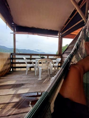 P� Na Areia Chal� Dos Ranchos Trindade