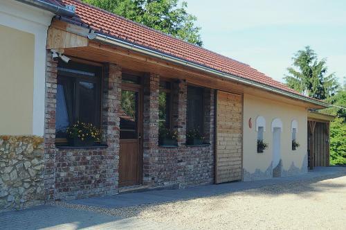 Hostal Vincze Vad�sz Vend�gh�z