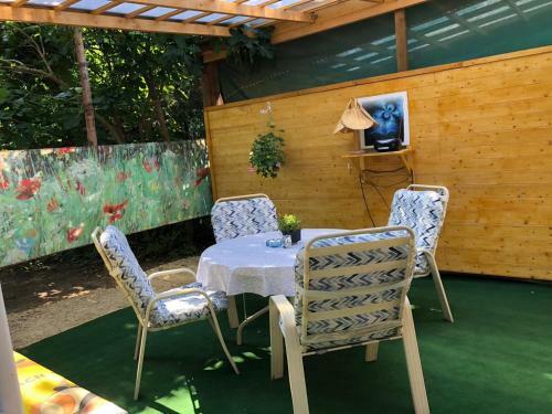 Hostal City Camping& Apartman &bungalow