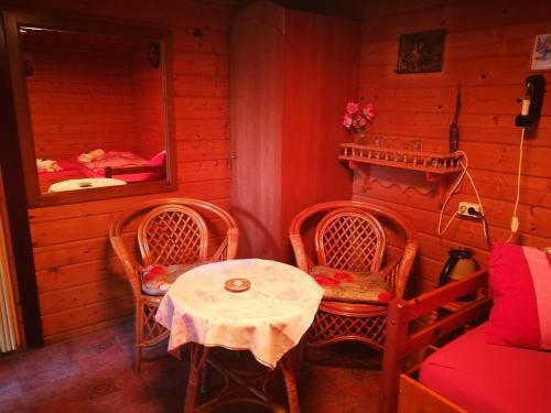 Hostal City Camping& Apartman &bungalow