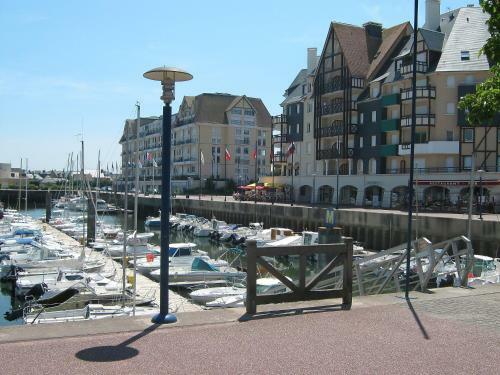 Apartment Maeva IX Dives Sur Mer