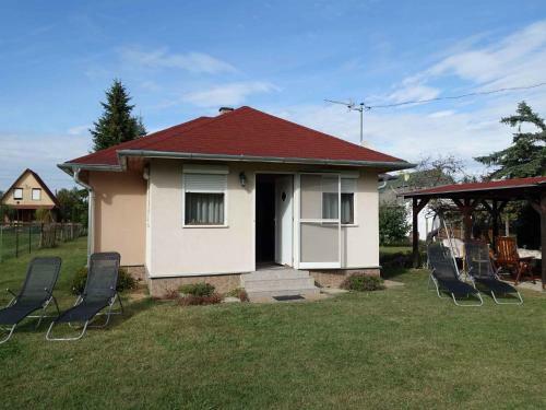 Holiday Home In Balatonmariaf�rdo 19435