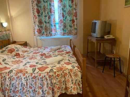 Park Hotel Hark�ny