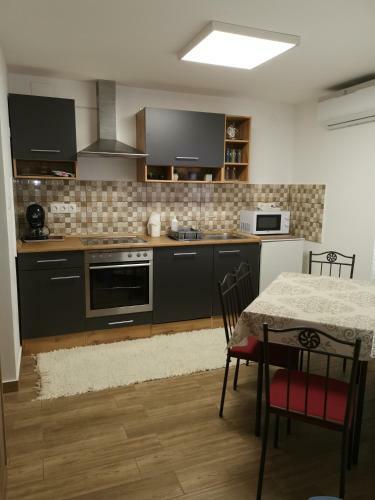 Lili Apartman