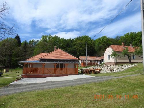 Apartamento Luku Hegyi Pihen?h�z