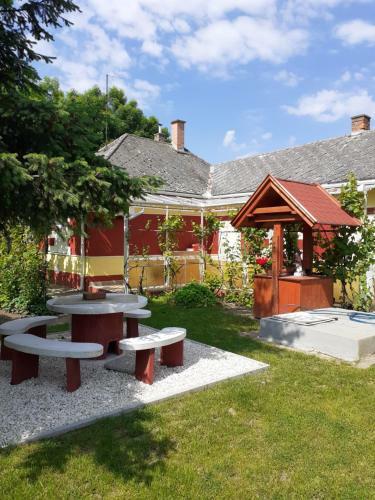 Apartamento Kereki Retro Vend�gh�z