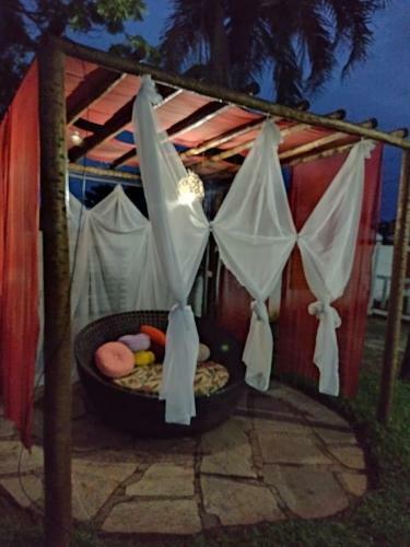 Hostal Chal�s E Camping Bela Vista