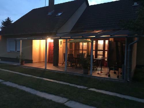 Viharsarki Apartman