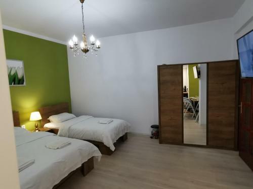 Hostal Ambient Deluxe Apartman