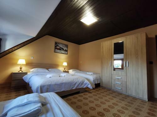 Hostal Ambient Deluxe Apartman
